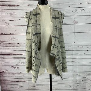 Elan vest sleeveless size L